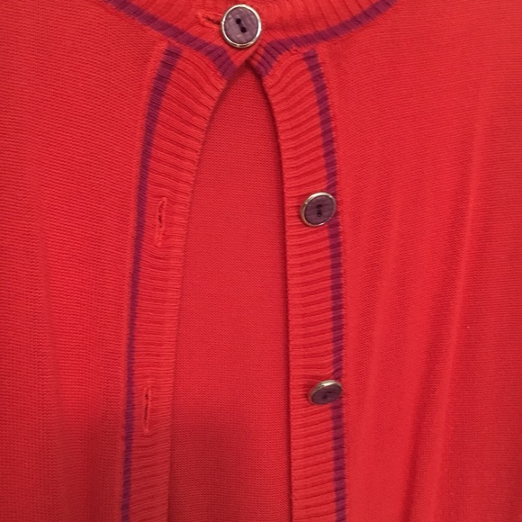 Criss Cross Cardigan w/ Large Button Detail - Picture 2 of 3